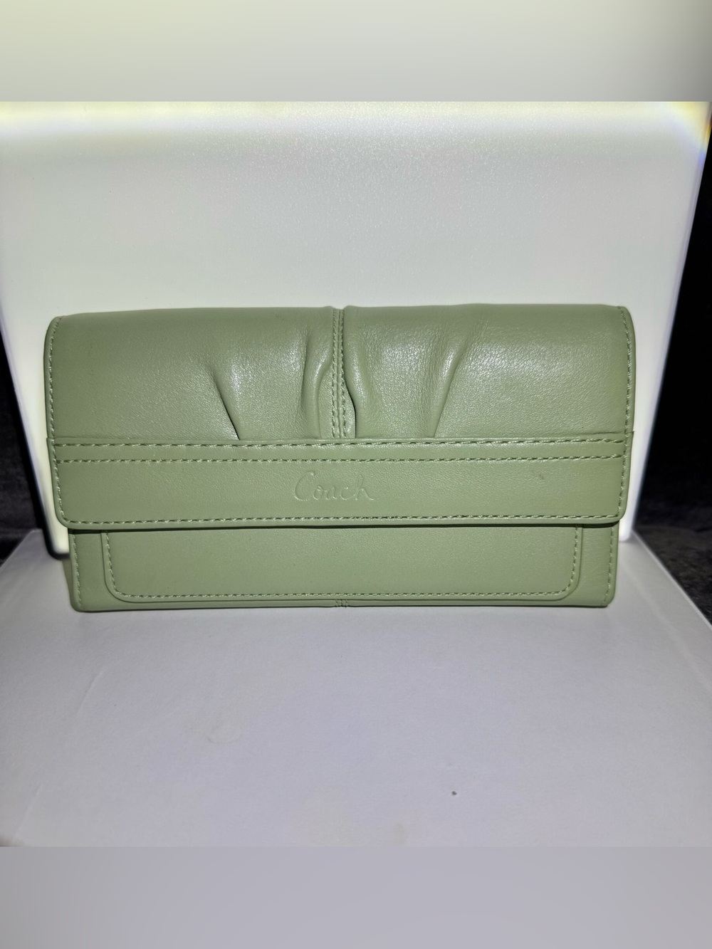 Coach Soho Pleated Leather Slim Wallet – Sage Green